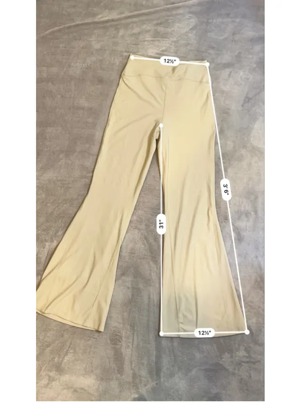 Women's Old Navy Active Super-Flare Pants Size M Beige - Image 5