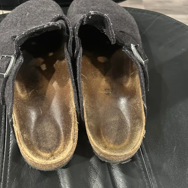 Birkenstock Women's Felt Clogs in Dark Gray - Image 7