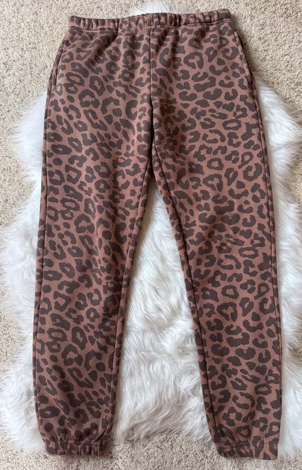 Grayson Threads Size XS Women's Leopard Print Two-Piece Loungewear Set - Image 13