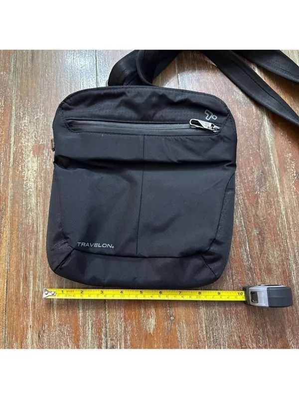 Travelon Anti Theft Medium Crossbody Bag Black - Image 7