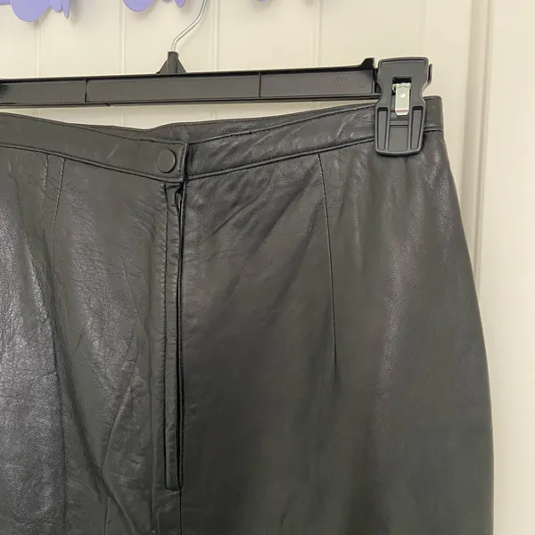 NWOT Giovinezza Moda by Rocco D’Amelio women’s black leather button‎ skirt 10 - Image 2