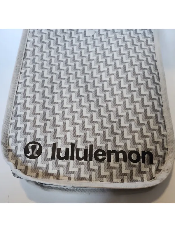 LULULEMON 2025 HOLIDAY Shopping Tote/Gym Small Bags Taupe 8" x 12" - Image 3