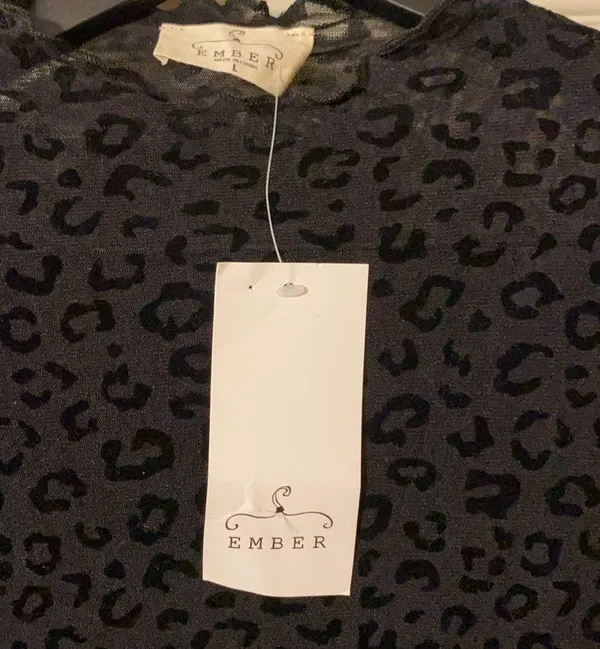 NWT Ember sheer burnout velvet leopard bodysuit Size L - Image 6