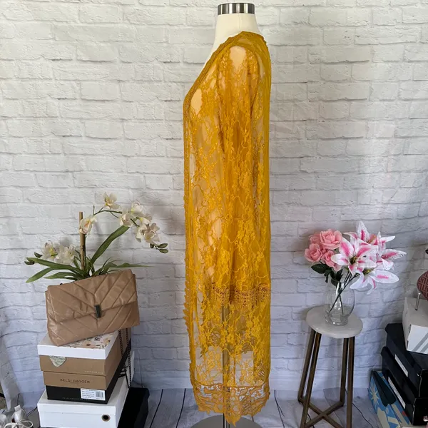 Polly & Esther Golden Lace Kimono - Image 10