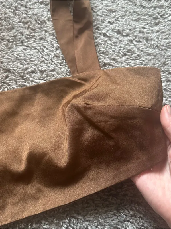 Le Lis Brown Satin Crop Top with Wide Straps - Image 4