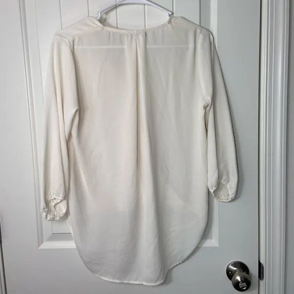 Abbeline women’s solid white elastic‎ cuff crossover high low relaxed blouse XS - Image 6