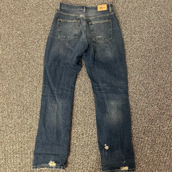 Zara Distressed Boyfriend Jeans - Image 3