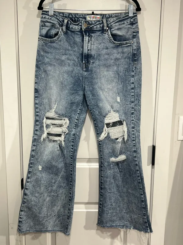 Risen hight rise Acid wash cropped flare Jeans - Image 2