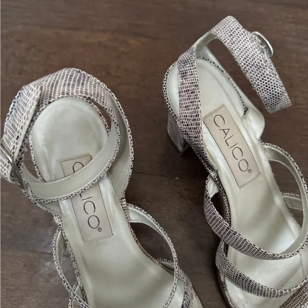 Vintage calico leather snakeskin pattern strappy block heel sandal shoe - Image 3