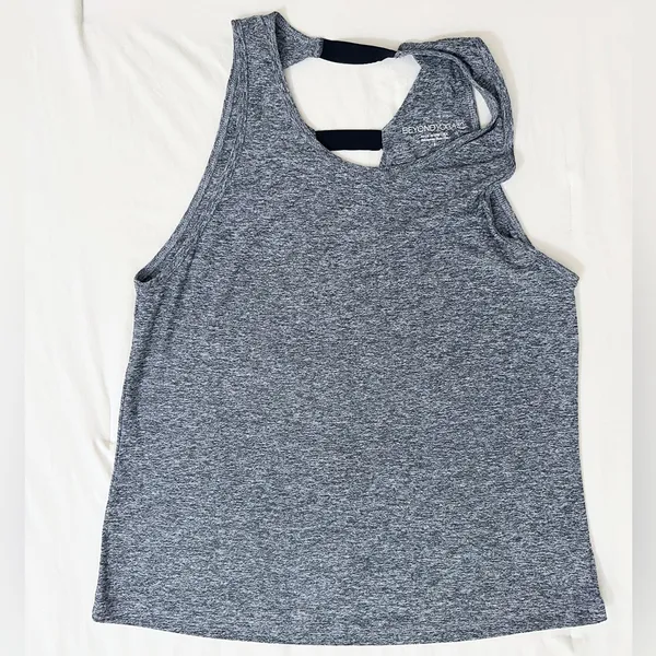 Beyond Yoga Featherweight Strappy Tank - Heather Grey - S - Image 6