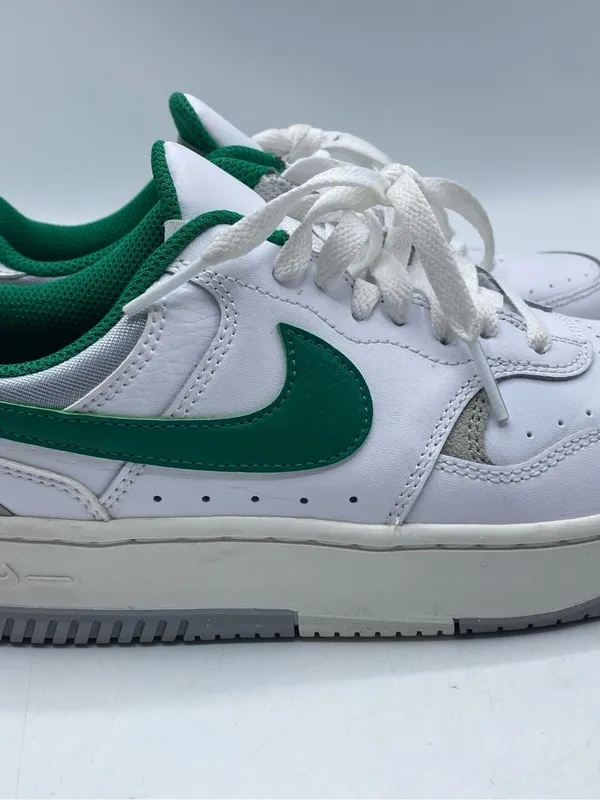 Nike Gamma Force Women’s 7.5 Sneakers DX9176-106 White Green Tennis Shoes Retro - Image 8