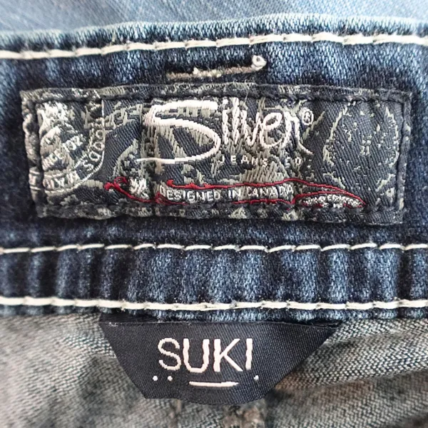 Vintage Y2K Silver Jeans Suki Dark Wash Mid Rise Cropped Bootcut Jeans Size 4 - Image 4
