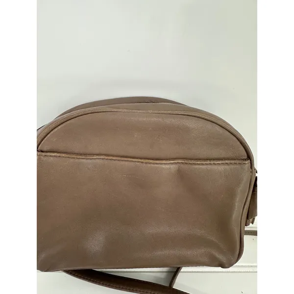 Vintage Etienne Aigner Crossbody Small Bag Purse Taupe Leather‎ Logo Zip Earthy - Image 8