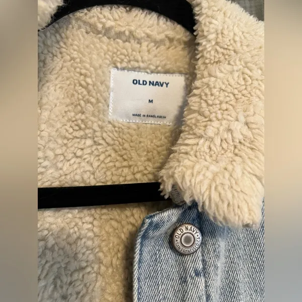 Old Navy Light Blue Denim Jacket with Cream Sherpa Collar - Image 3