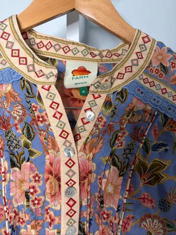 FARM Rio Super Bloom Tapestry Blue Floral Blouse Top Size M - Image 4