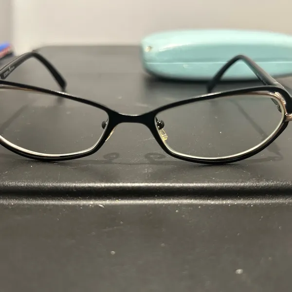 Guess by Marciano Black Glasses Sleek Design Frames and case Only - Image 3
