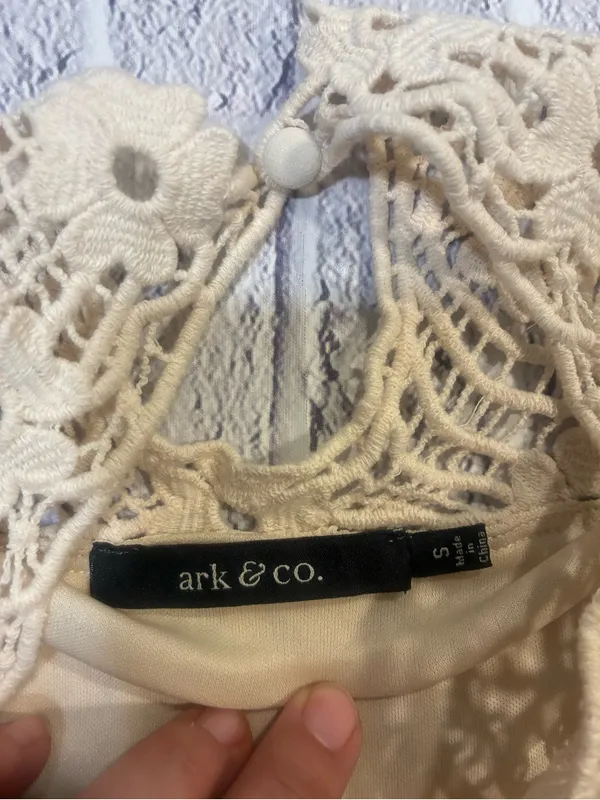 Ark & Co women’s.‎ Cream Crochet Yoke Chiffon Dress - Image 3