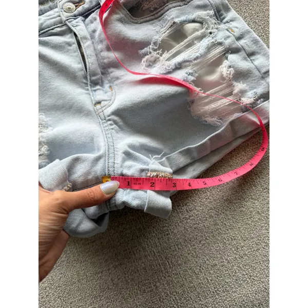 American Eagle High Waisted Distressed Denim Shorts Light Wash Size 8‎ Cuffed - Image 6