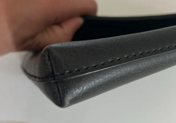 Matt and Natt Envelope Vegan Clutch Bag Missing Strap in Black - Image 6