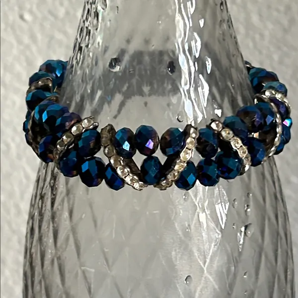 Set of 9 Chic Multi-Color Aurora Borealis Faceted Beaded Stretch Bracelets - Image 15