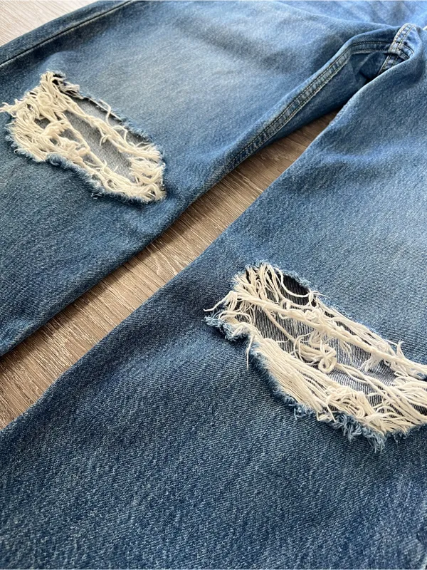 Levi’s Low Pro Straight Jeans Size 31 Breathe Out Distressed Medium Wash 90s - Image 11