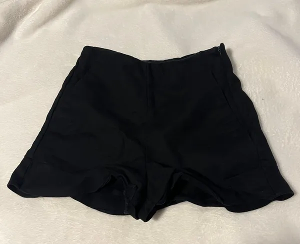 ZARA Black  Shorts - Image 2