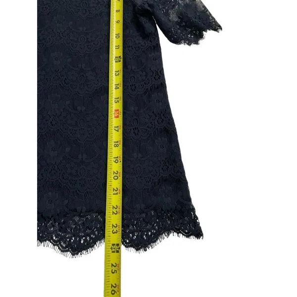 Banana Republic Women Size Small Navy Blue Lace Short Sleeve Blouse (34-542) - Image 6