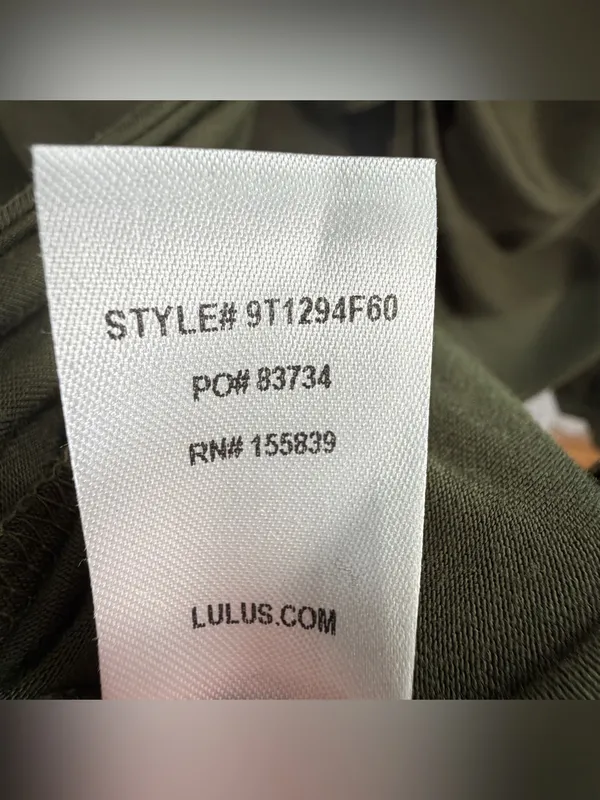 NWT LULUS Women’s Spin Around Olive Green Long Sleeve Twist-Back Top Size Small - Image 8