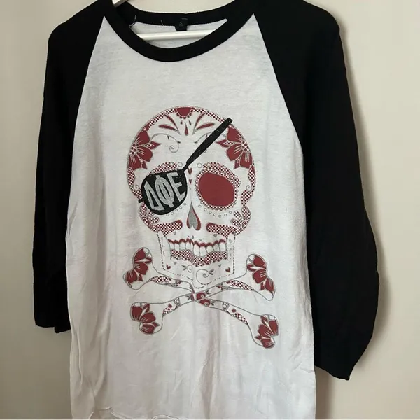 Tultex Delta Phi Epsilon Baseball Tee 3/4 Sleeve Pirate Skull Graphic DPhiE Casual - Image 12
