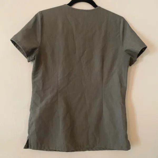 FIGS Graphite Gray Casma Scrub Top Uniform Nurse Doctor Women's size XS - Image 5