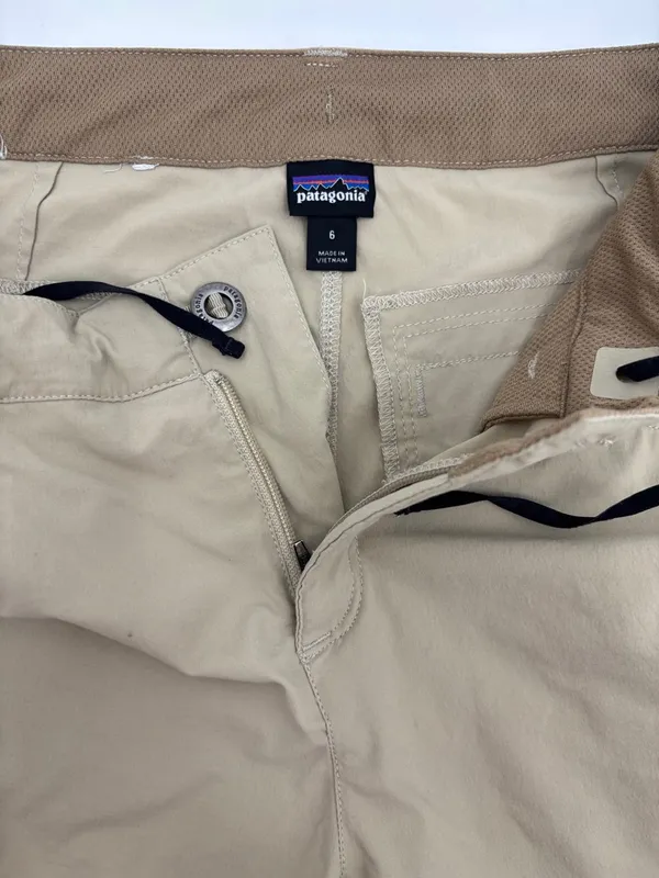 Patagonia Women’s Tan Flat-Front Drawcord Shorts - Image 4