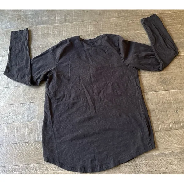 Sonoma‎ Women's Black Everyday Tee V Neck Long Sleeve Tee Size Small - Image 6