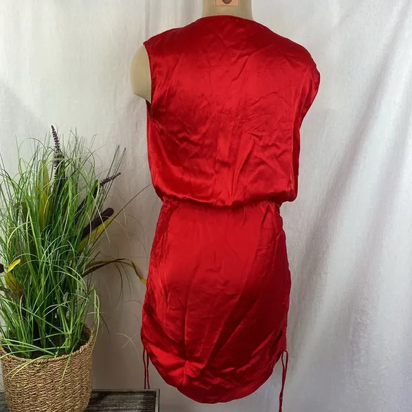 Amanda Uprichard 100% Silk Red Short Sleeve Wrap Ruched Mini Dress S - Image 3