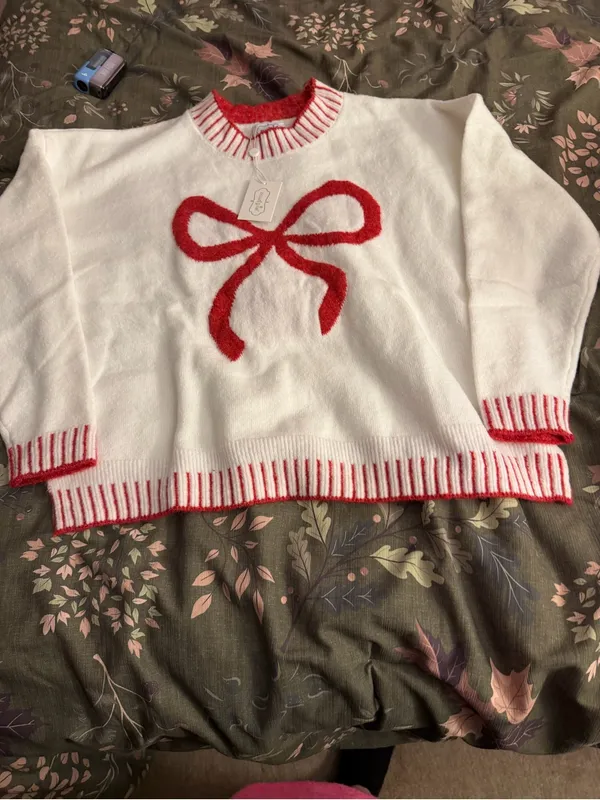 Mud Pie White Crewneck Sweater with Red Bow Detail - Image 4