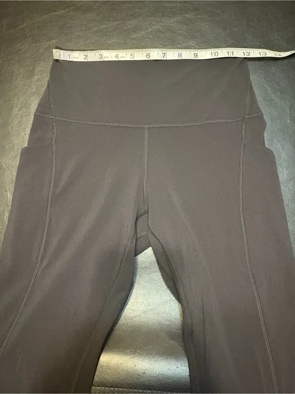 lululemon athletica Black High-Rise Leggings with Side Pockets size 6 - Image 8