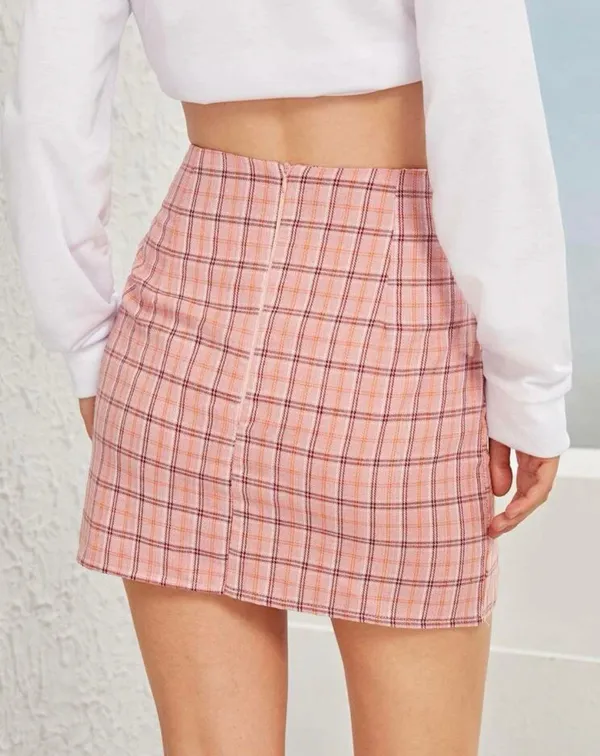 SheIn Plaid Pink Skirt - Image 2