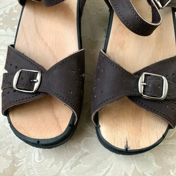 NEW VERKA Swedish Buckle Cutout Detail Leather Low Heel Clogs in Brown - Image 4