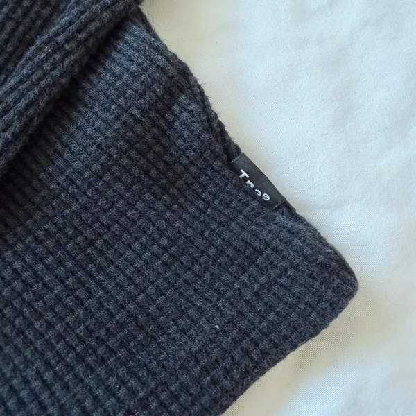 Aritzia TNA black waffle knit long sleeve - Image 3