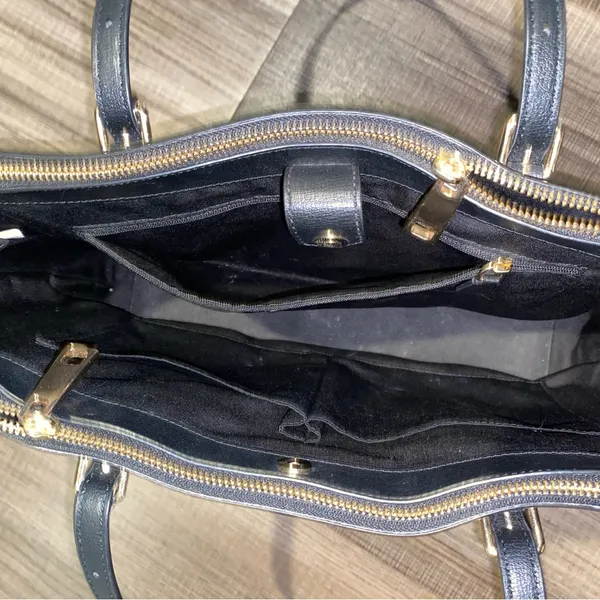 Marc Jacobs Black Leather Tote - Image 9