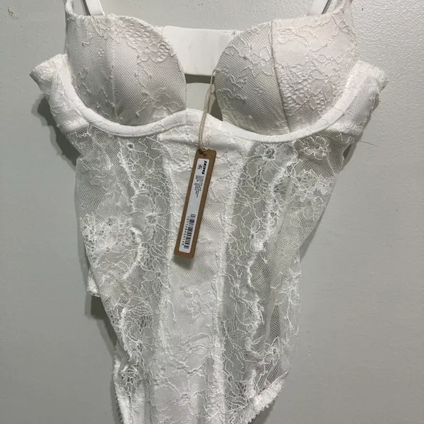 SKIMS Lace Bodysuit XS - Image 6