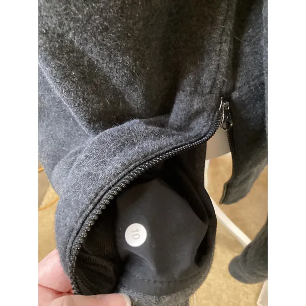 Lululemon Side‎ Zip Sweatshirt Womens 10 Grey Excellent Crewneck Activewear - Image 4
