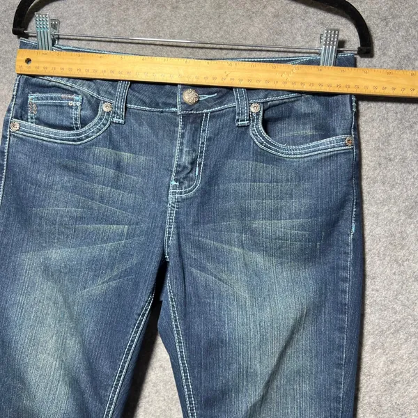 Natural Reflections Dark Wash Cropped Jeans Embellished Pockets Women's‎ 6 - Image 2
