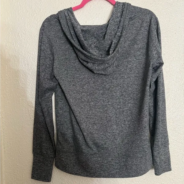 Vuori Women's Charcoal Zip-Up Hoodie grey color size small - Image 4