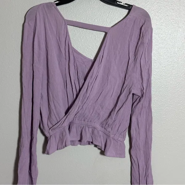 Express Women‎ Peplum Lilac Purple Long Sleeve Blouse V-Neck size Small - Image 6