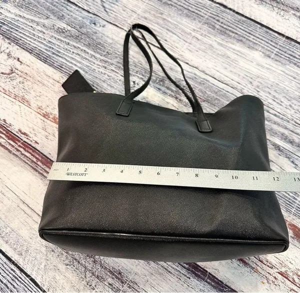 Marc Jacobs Black Saffiano Leather Luggage Tag Tote Bag - Image 13