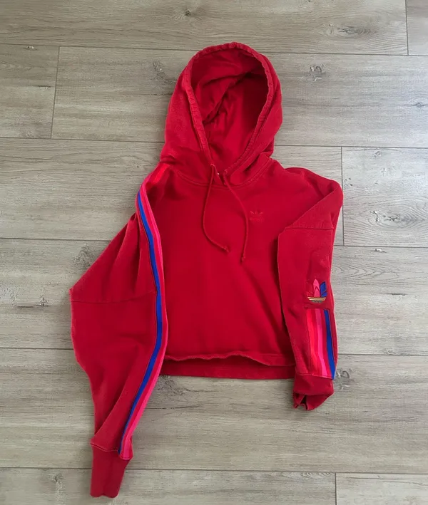 Adidas ADICOLOR 3D TREFOIL CROPPED HOODIE - Image 2