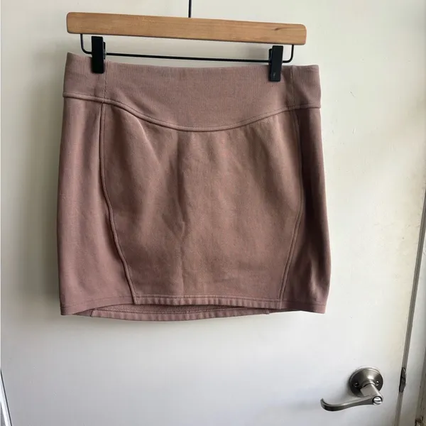 Lululemon Scuba High Rise Mini Skirt‎ - Image 2