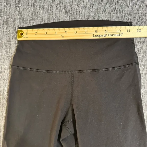Lululemon Cropped Black Leggings - Image 10