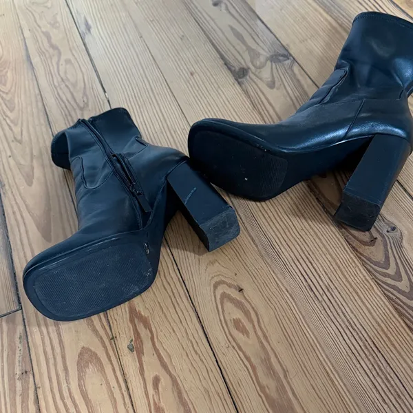 Mango MNG Black Leather Women's Square Toe Boots Heels / Size EU 36 - Image 4