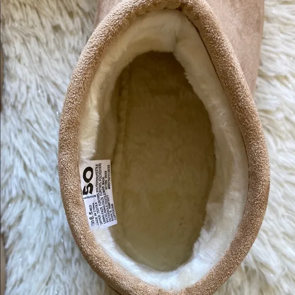 NWT SO Lupita Women's Cozy Mini Boots - Image 6